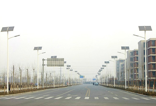 太陽(yáng)能LED路燈